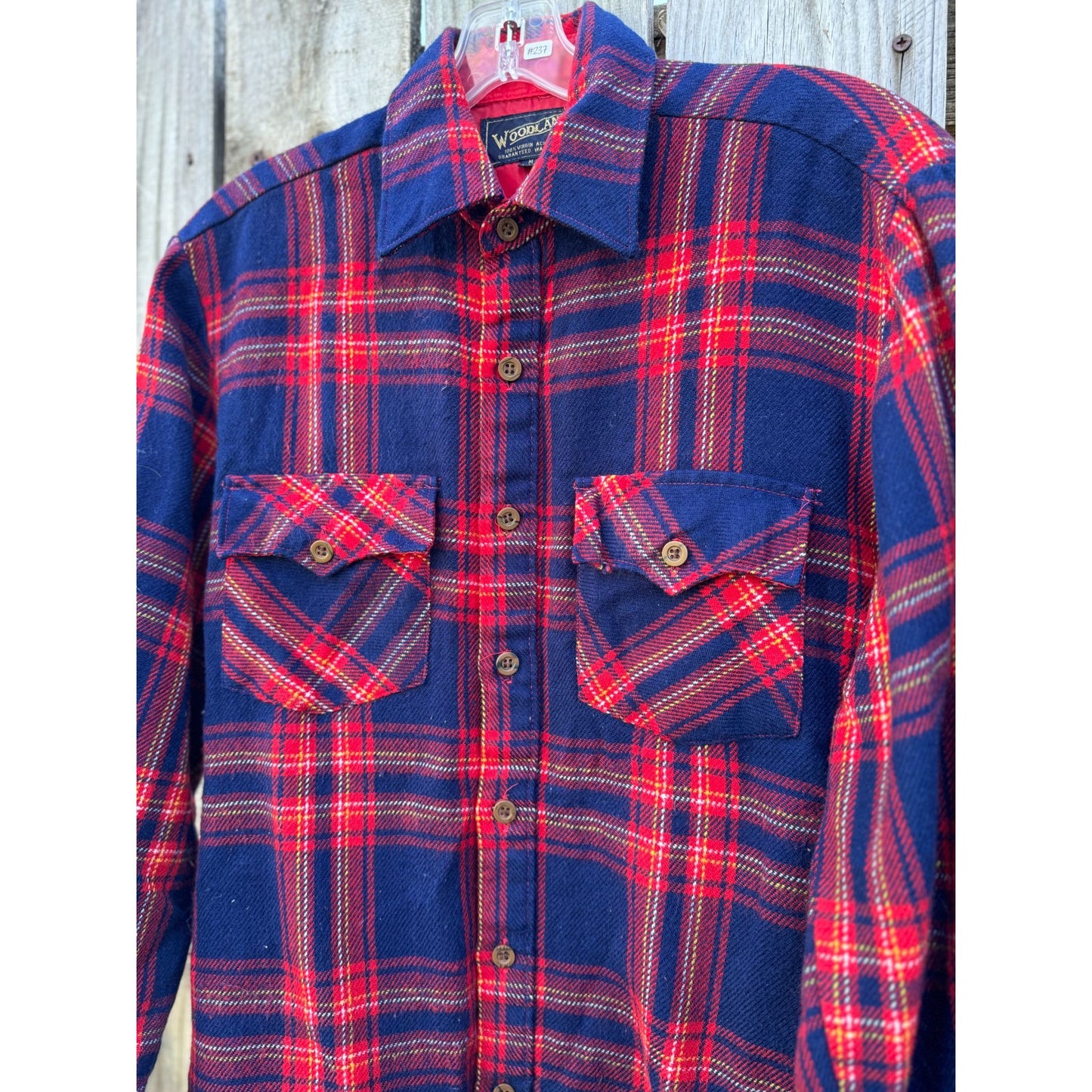 Woodland Acrylic Plaid Flannel Long Sleeve Button Down Medium