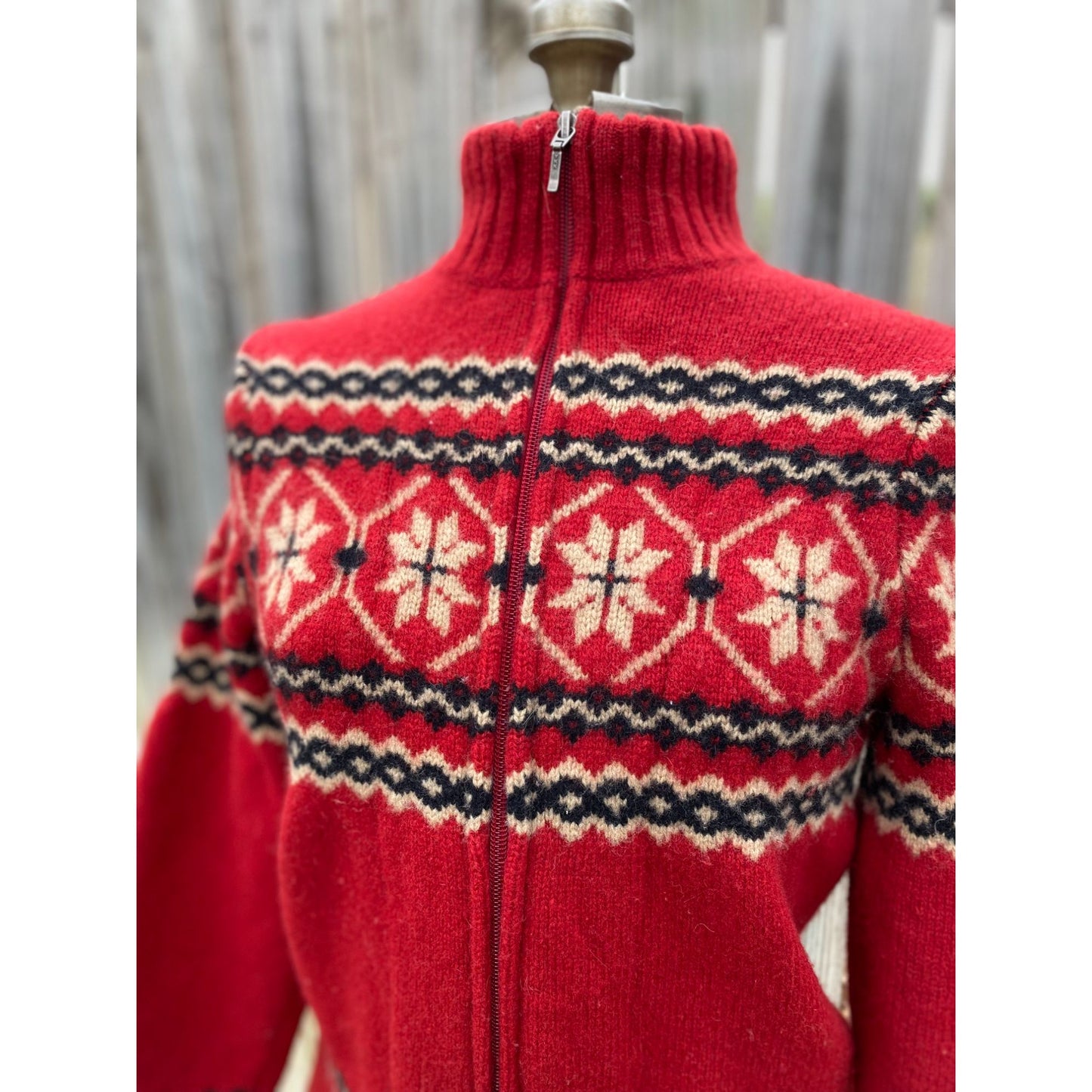 90s Eddie Bauer Lambs Wool Red Sweater Small