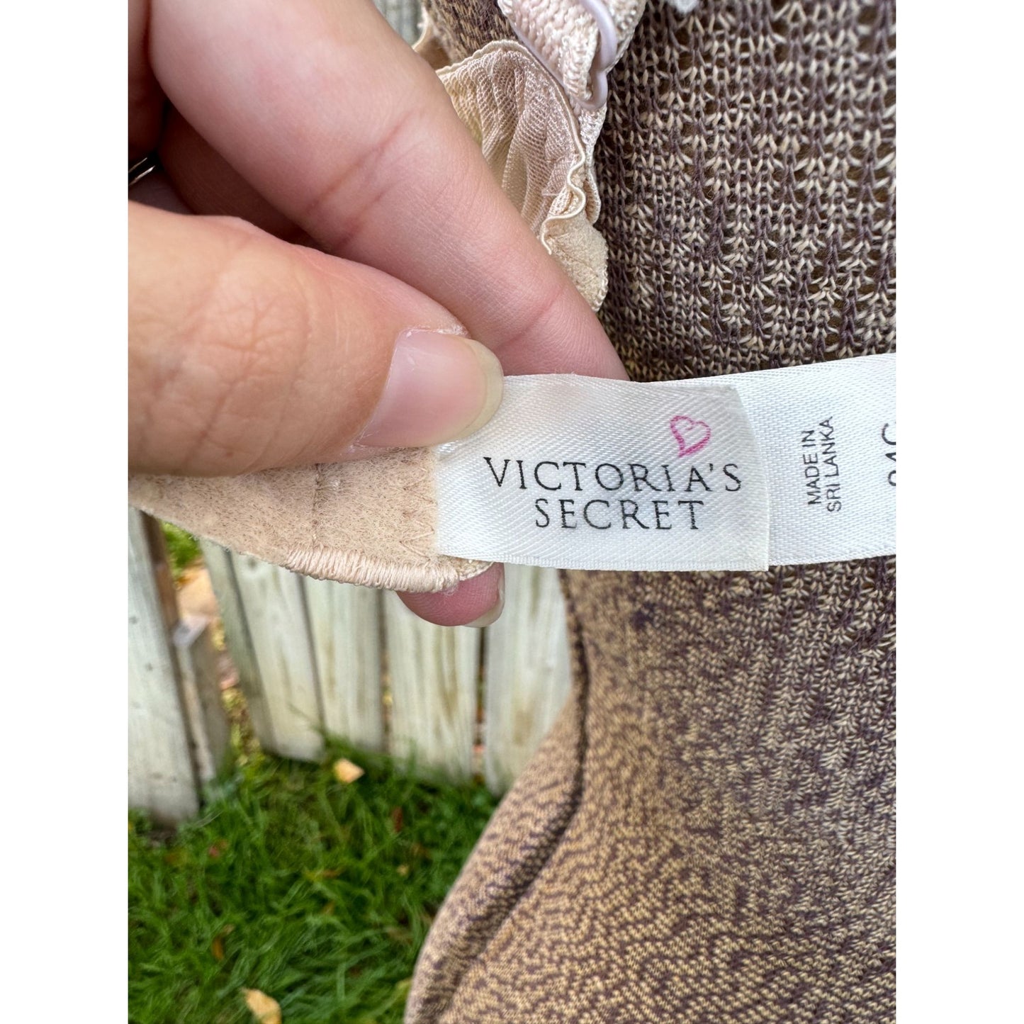 90's Victoria's Secret Nude Lace Underwire Bra 34C