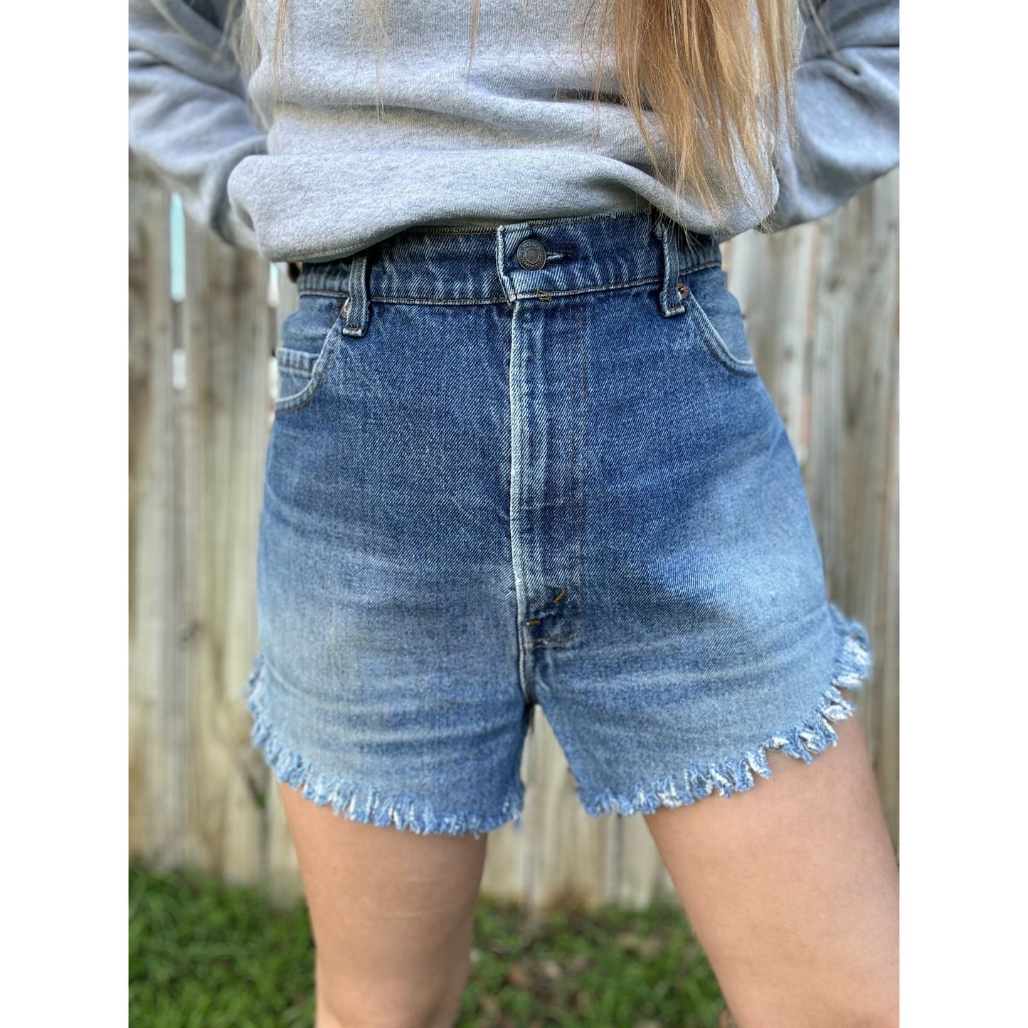 80's Levi's 517 Medium Wash Cut Off Raw Hem Denim Jean Shorts Size 36