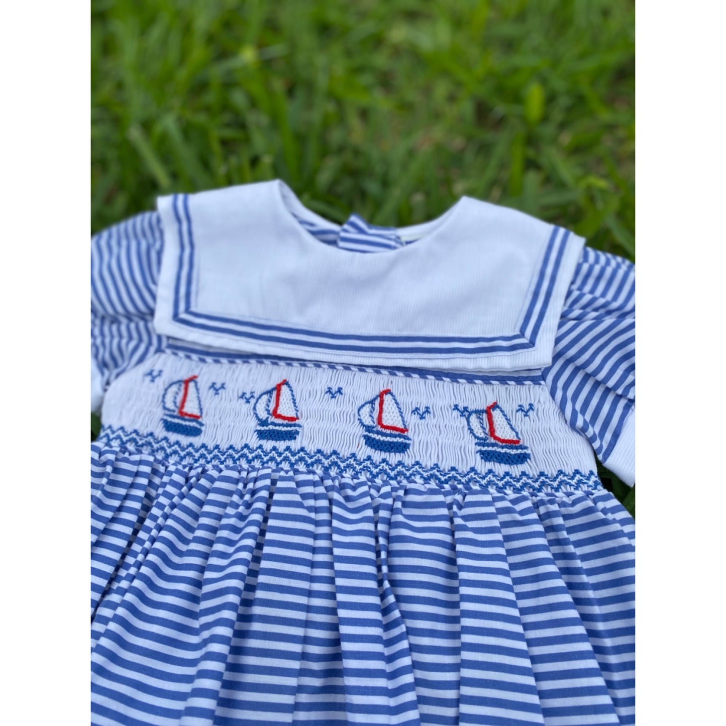 90’s Carriage Boutiques Smocked Nautical Striped Romper 9M