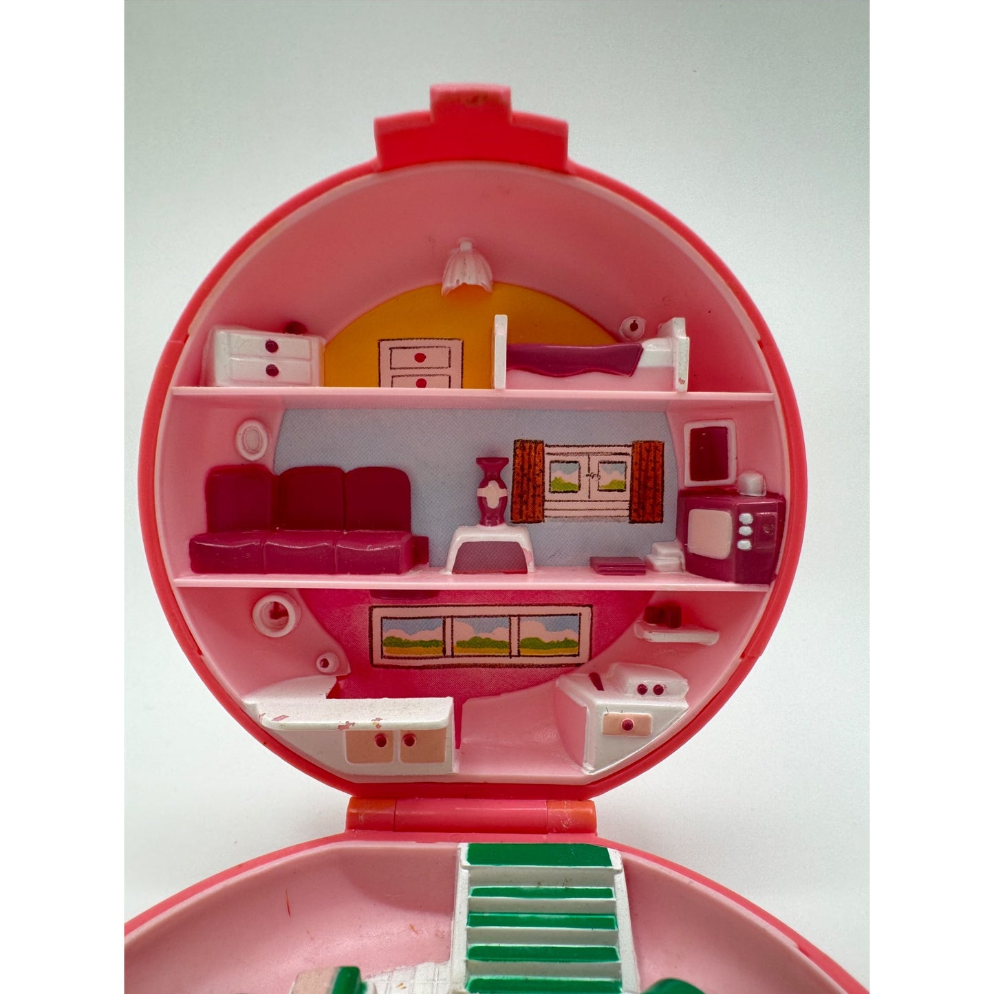 1989 Polly Pocket Buttons' Animal Hospital Compact ONLY