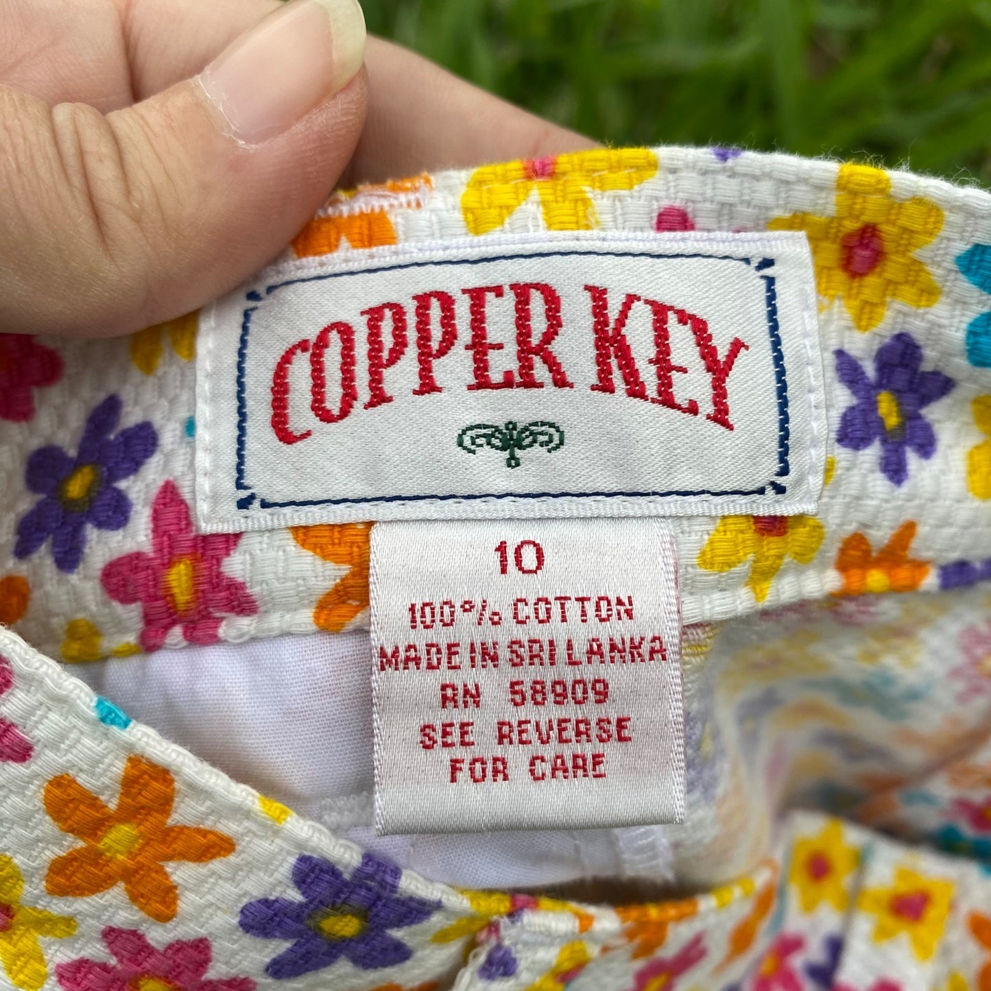 90’s Copper Key Flower Power Shorts 10