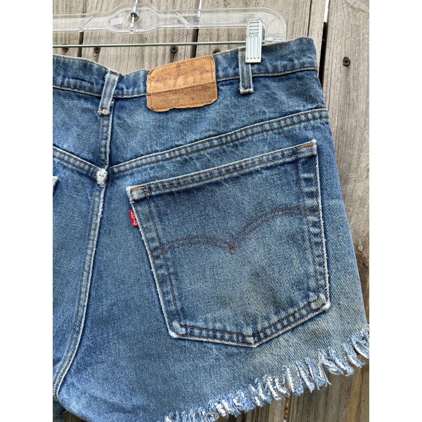 80's Levi's 517 Medium Wash Cut Off Raw Hem Denim Jean Shorts Size 36