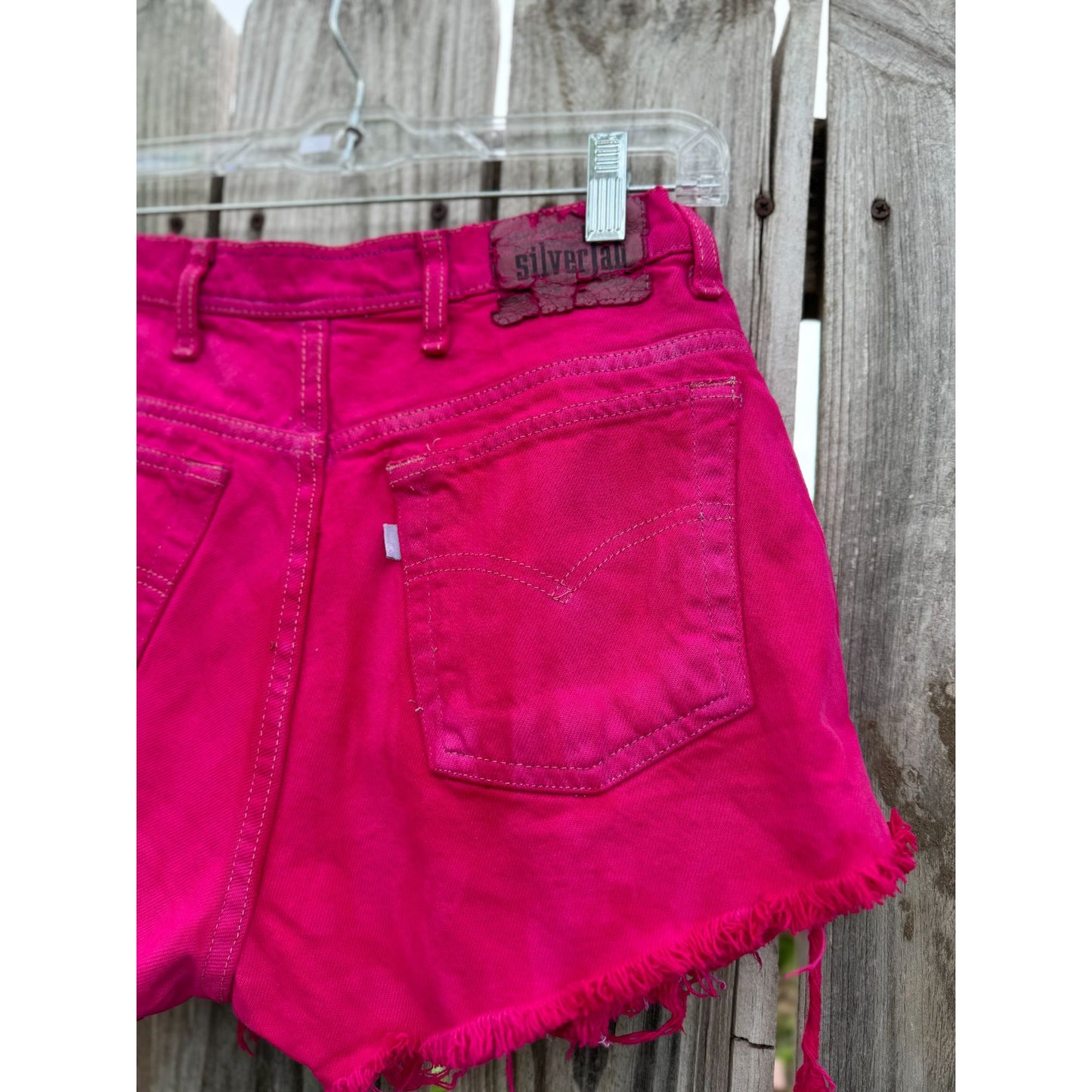 91' Levi's silverTab Loose Fit Hot Pink Cut Off Raw Hem Jean Shorts 30