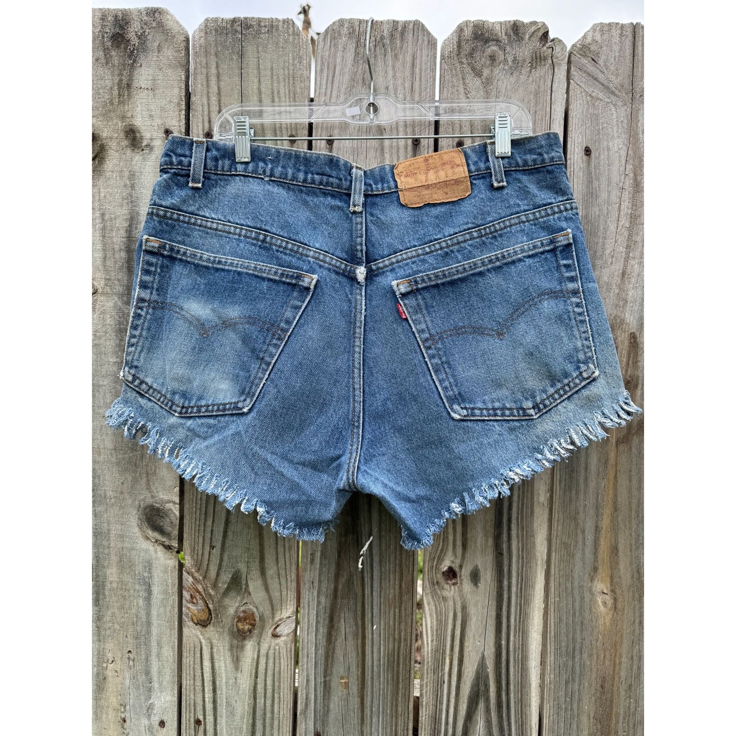 80's Levi's 517 Medium Wash Cut Off Raw Hem Denim Jean Shorts Size 36