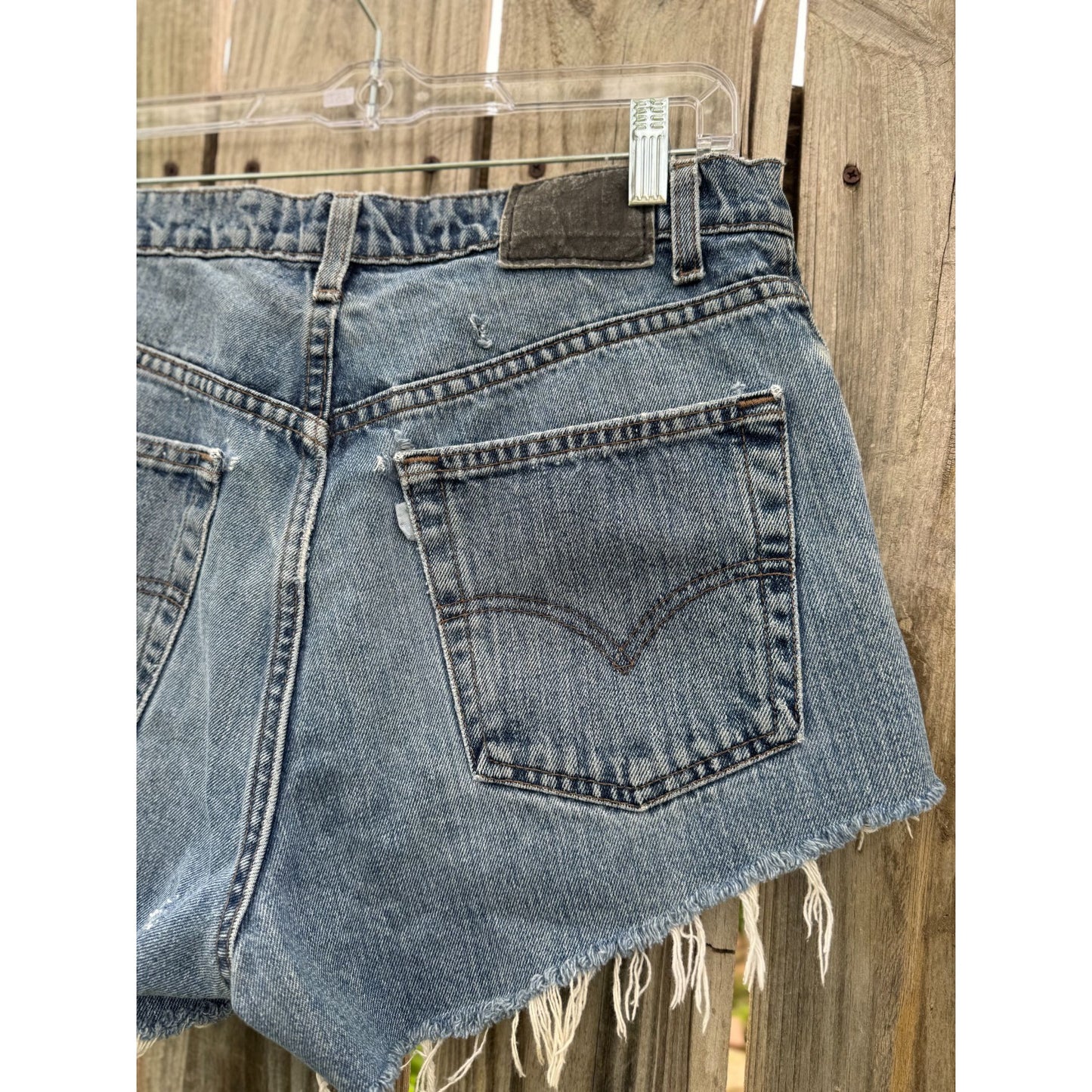 97' Levi's silverTab Loose Fit Cut Off Raw Hem Denim Jean Shorts 34