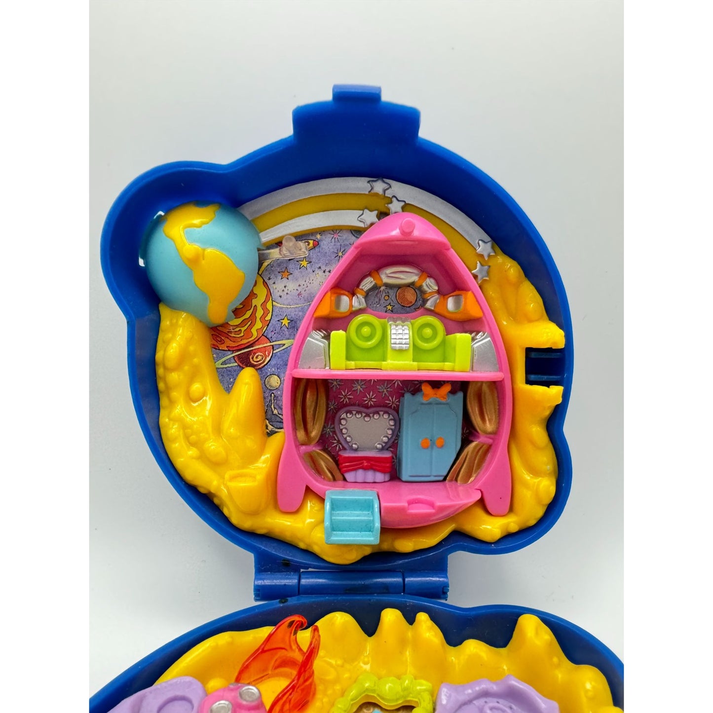1996 Polly Pocket Minnie Mouse Playcase Compact ONLY