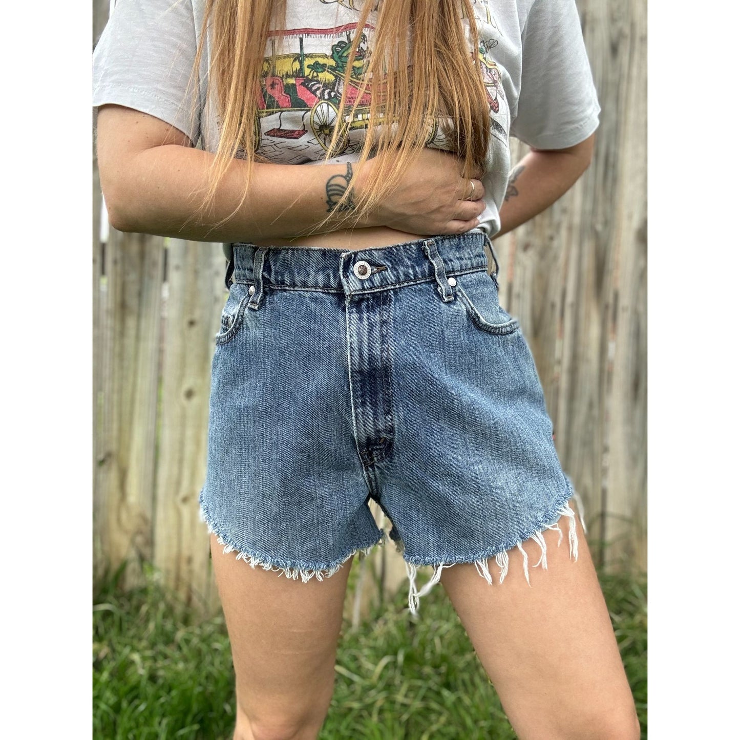 97' Levi's silverTab Loose Fit Cut Off Raw Hem Denim Jean Shorts 34
