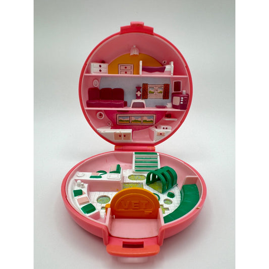 1989 Polly Pocket Buttons' Animal Hospital Compact ONLY