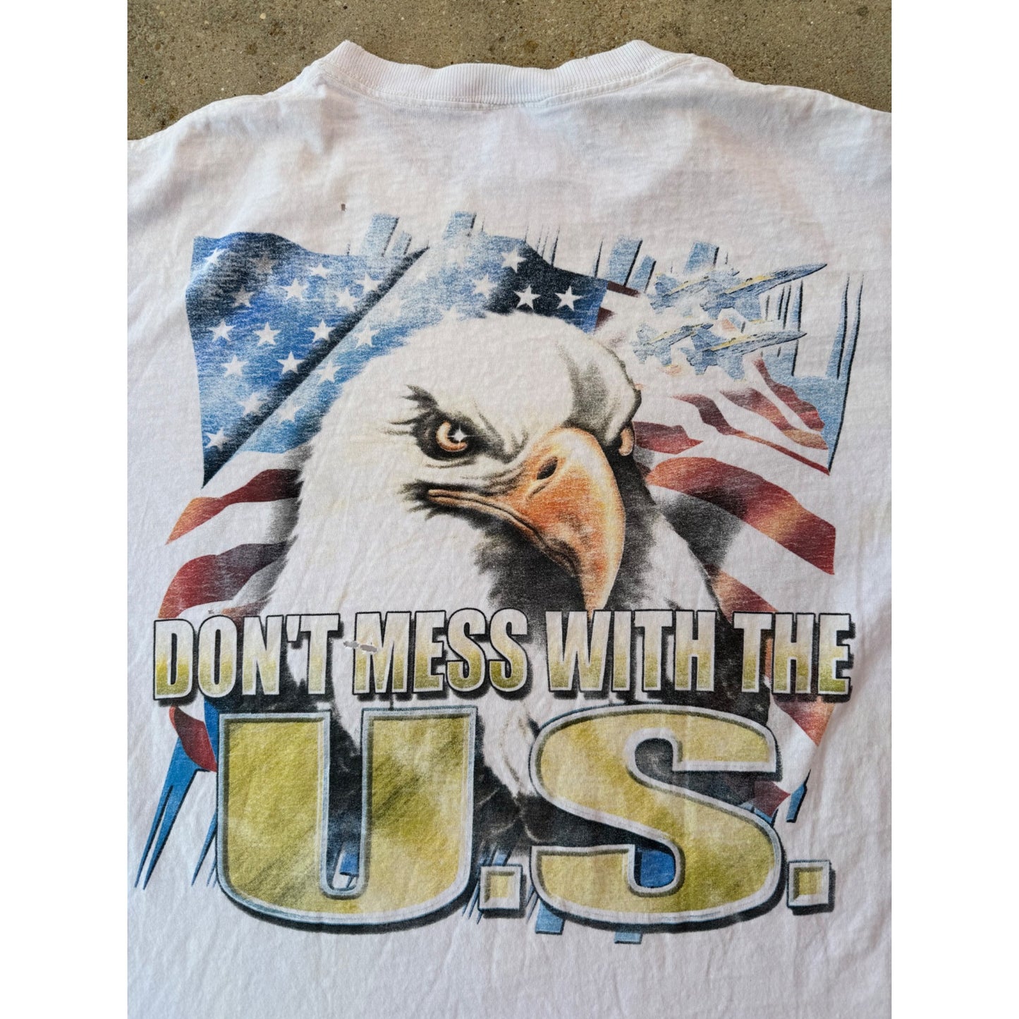 90's Don't Mess With The U.S. Eagle Graphic Tee T-Shirt Large