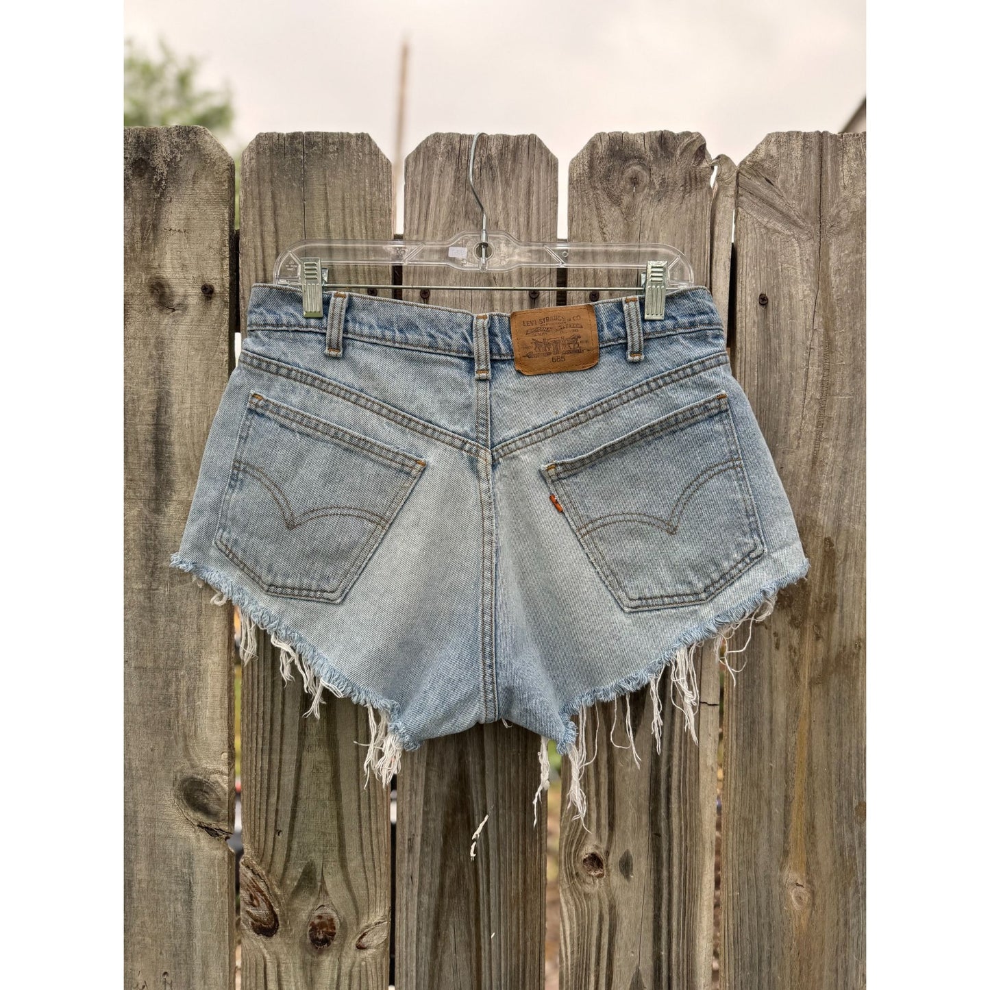 90's Levi's 665 Orange Tab Cut Off Raw Hem Denim Jean Shorts 32