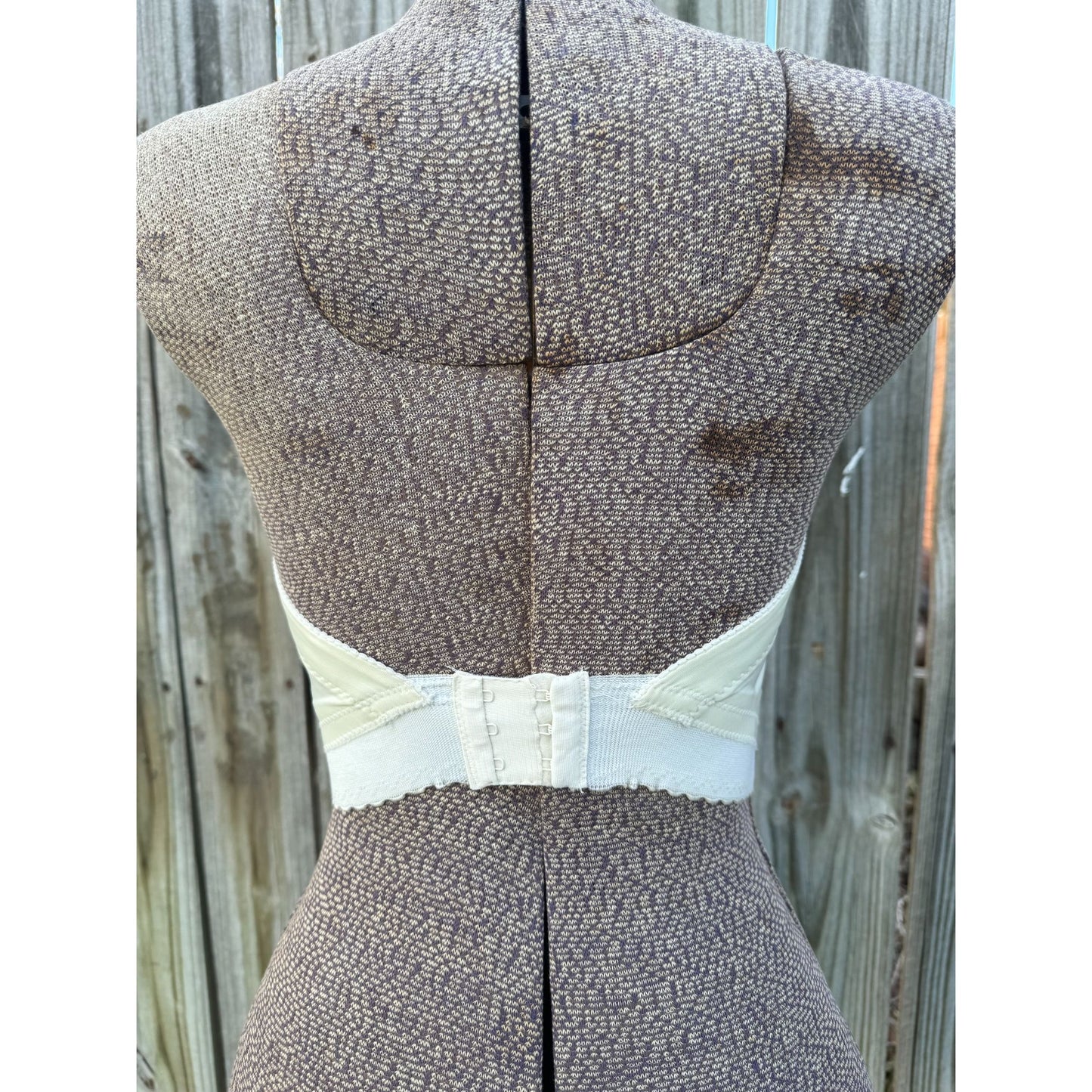 80's BackLess by Smoothie Ivory Lace Plunging Bustier Top 32B