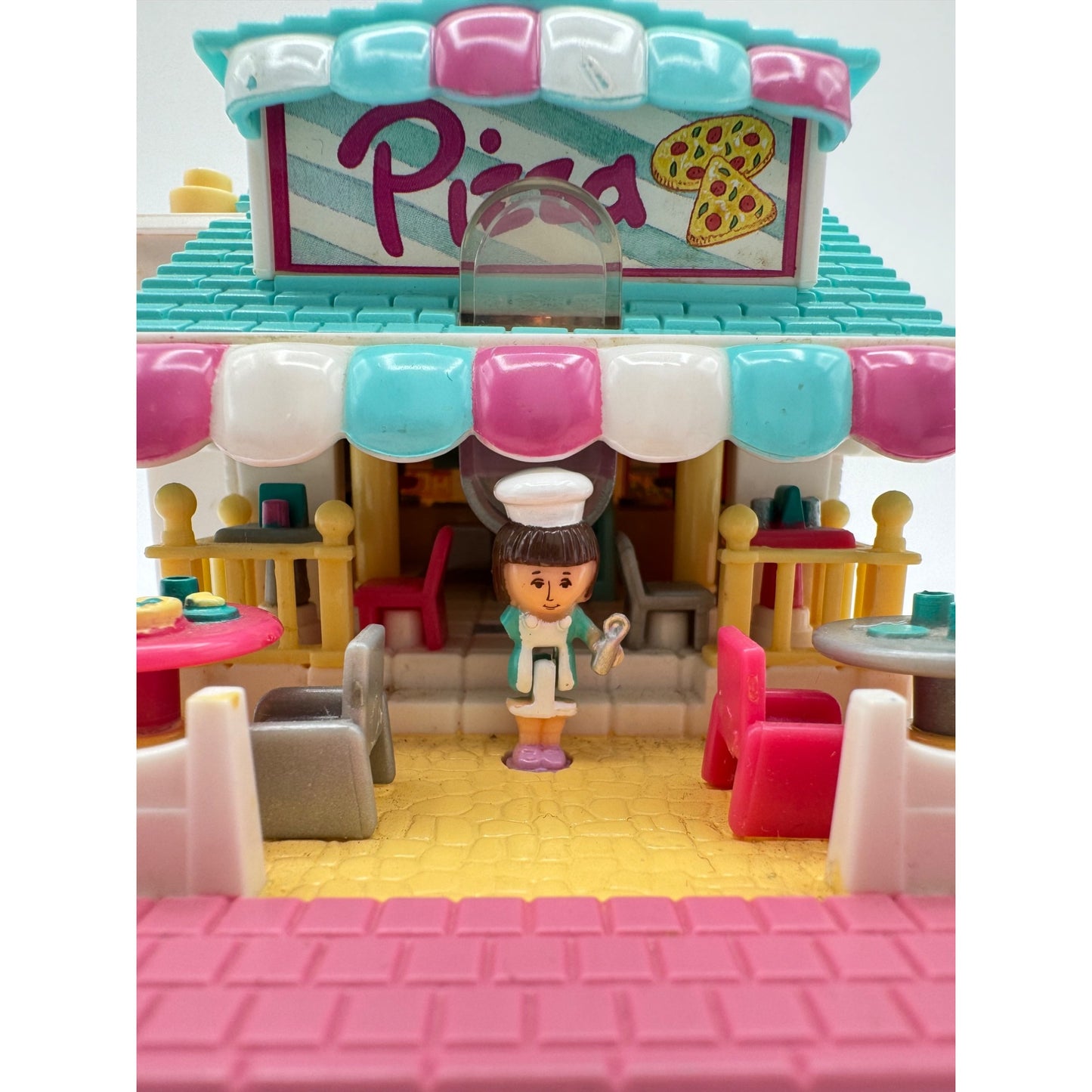 1993 Polly Pocket Pizzeria Building w/ 1 Figure