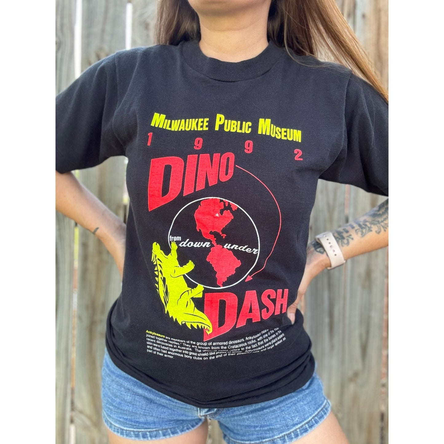 92' Milwaukee Public Museum Dino Dash Single Stitch Tee T-Shirt Small