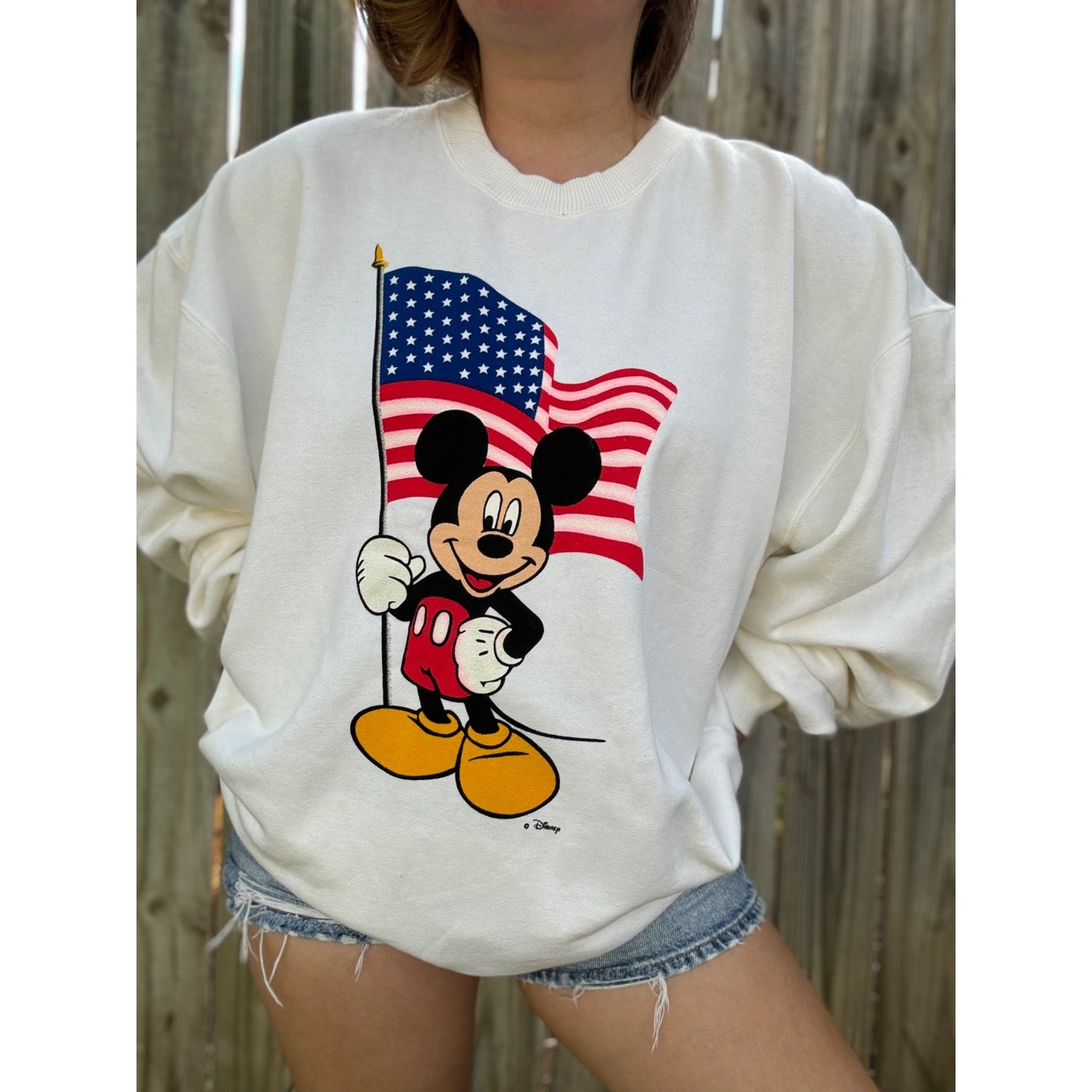 90's Walt Disney World Mickey Mouse Graphic Sweatshirt Large