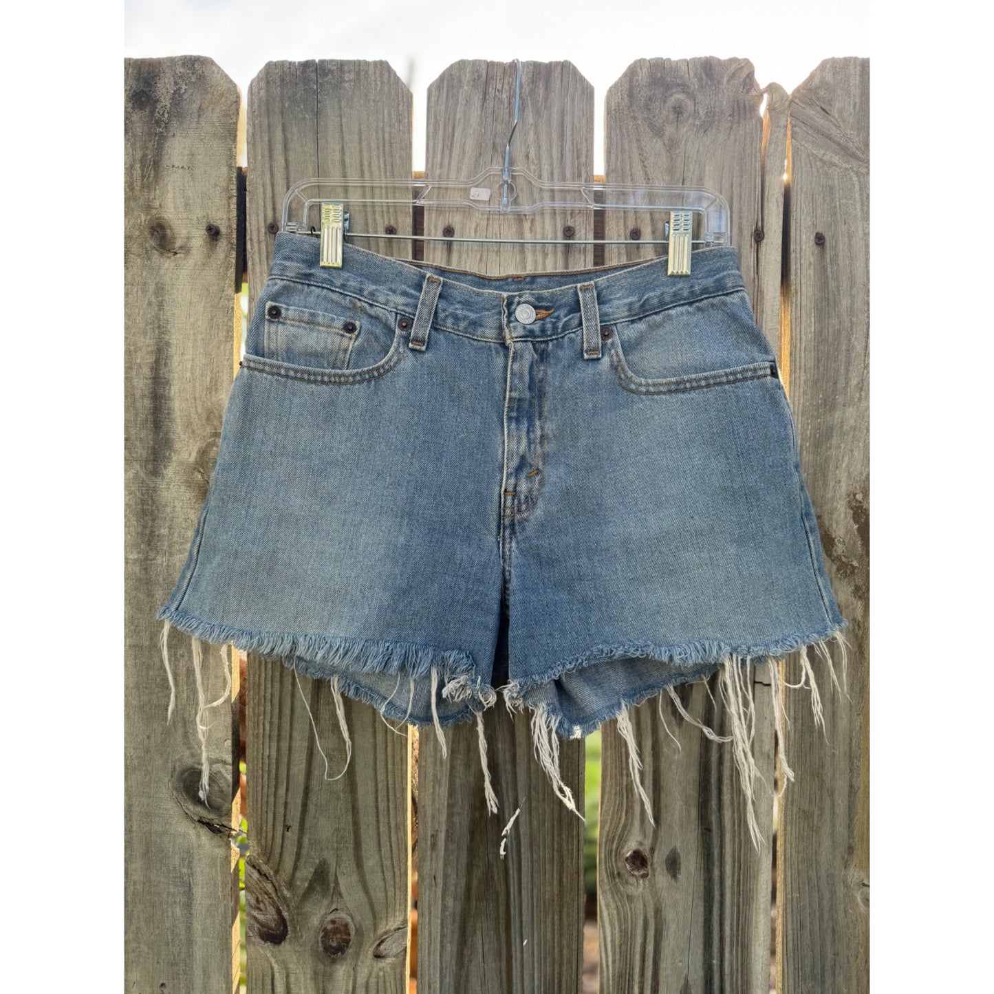 90's Levi's 577 Low Rise Loose Fit Cut Off Raw Hem Denim Jean Shorts 6