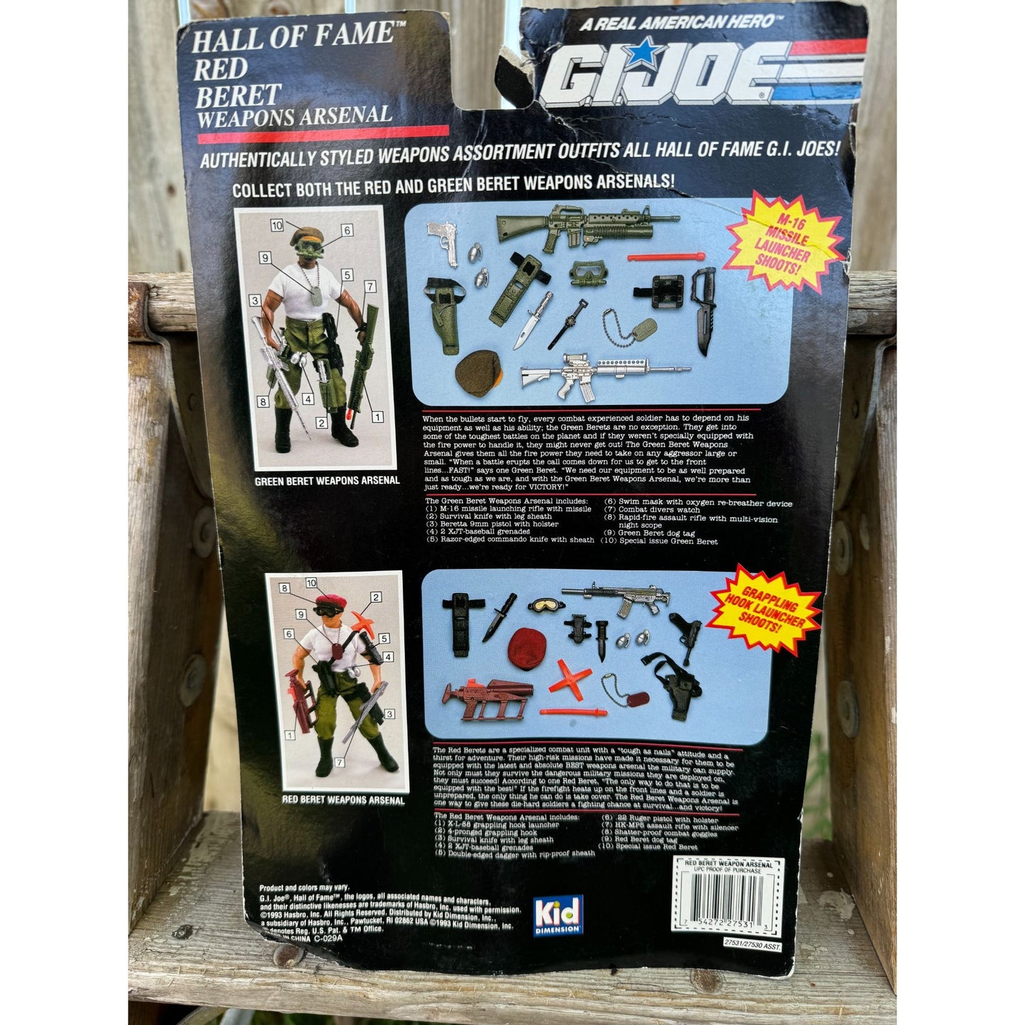 93' G.I. Joe Hall of Fame Red Beret Weapons Arsenal