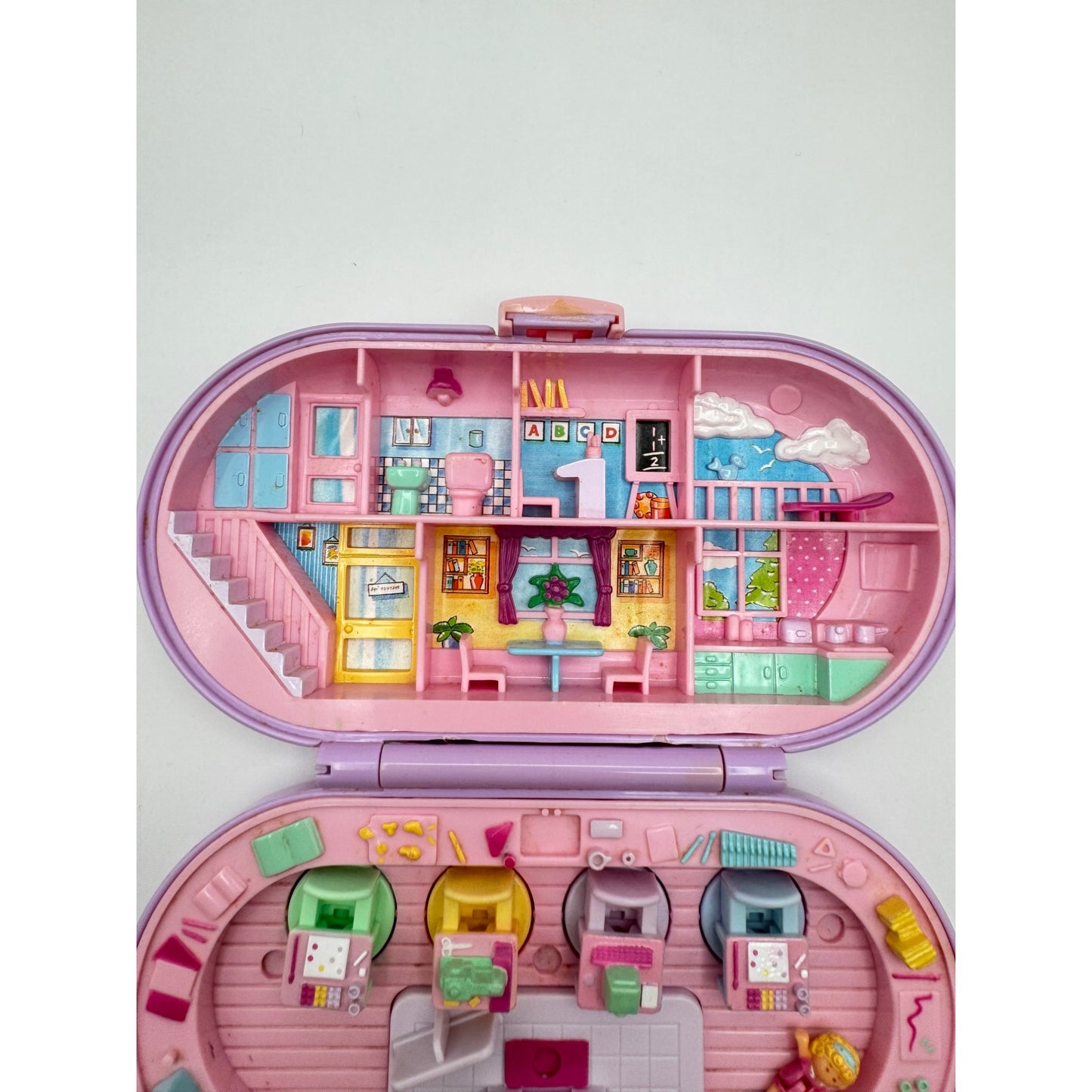 1992 Polly Pocket Stampin' School Playset w/ 1 Figure