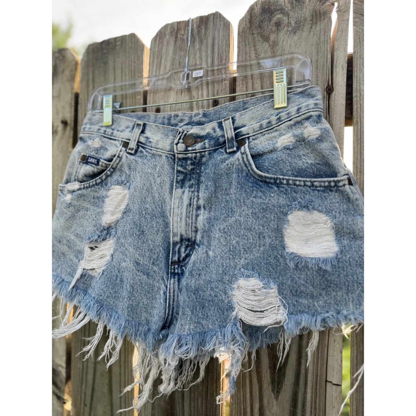 90's Lee Distressed Cut Off Raw Hem Denim Jean Shorts Size 29