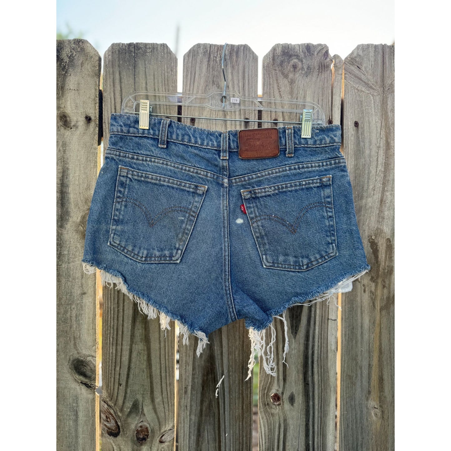 90's Levi's 531 Medium Wash Cut Off Raw Hem Denim Jean Shorts 33