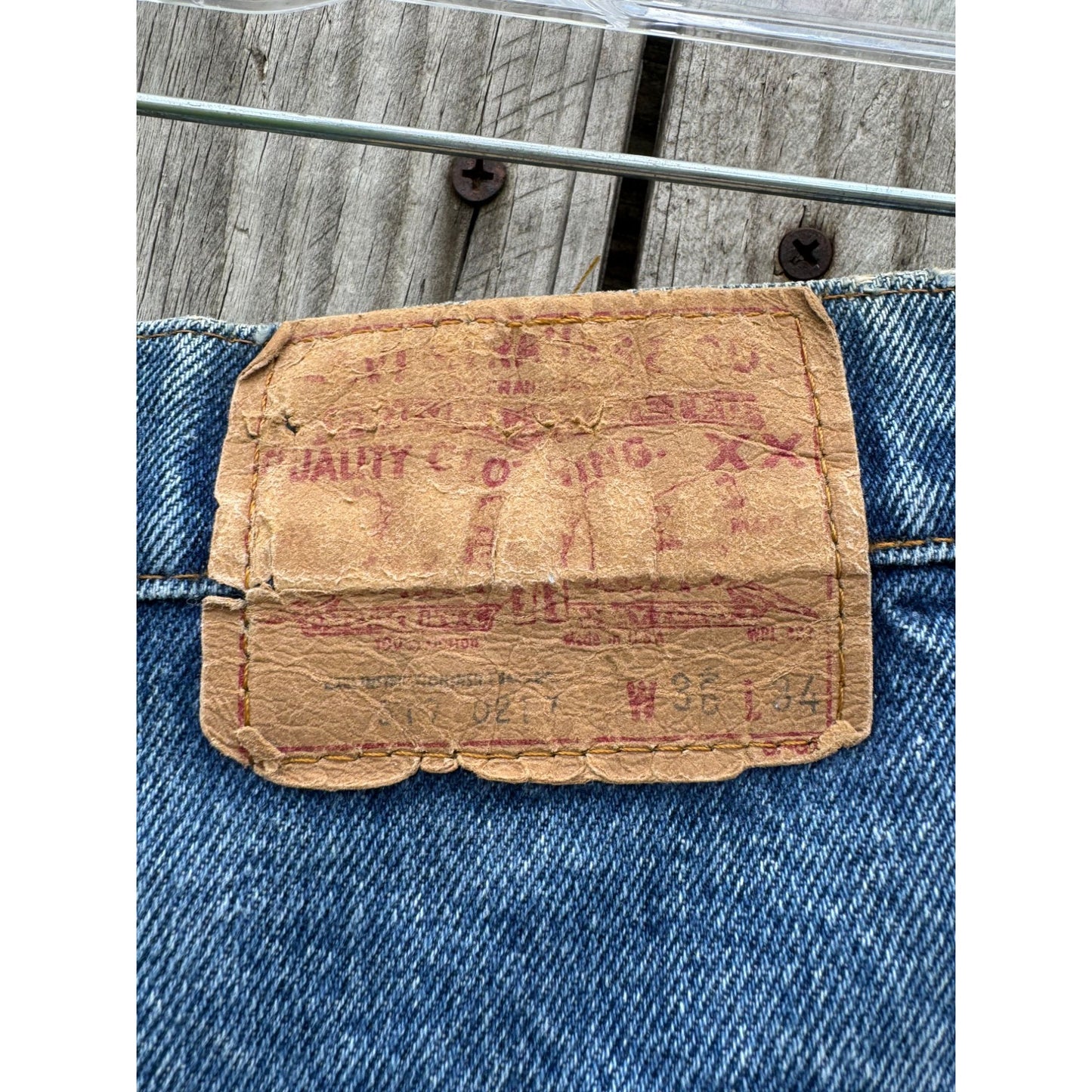 80's Levi's 517 Medium Wash Cut Off Raw Hem Denim Jean Shorts Size 36